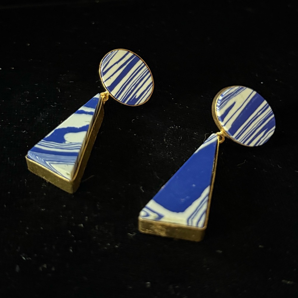 Blue and White Patterned Triangle Gold Border Dangling Statement Post Earrings - Picture 5 of 16